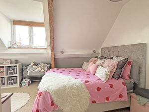 Photo 2- click for photo gallery